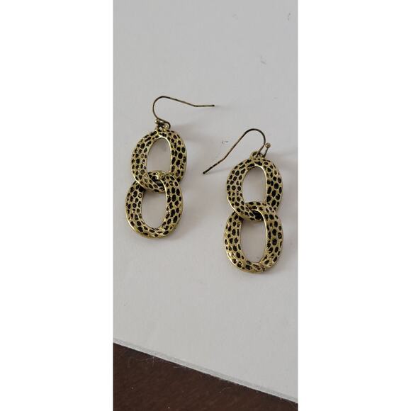 Vintage Avon Linked Oval Dangle Earrings - Picture 9 of 14